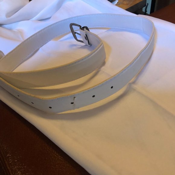 Men's white dress trousers with belt - Picture 6 of 8